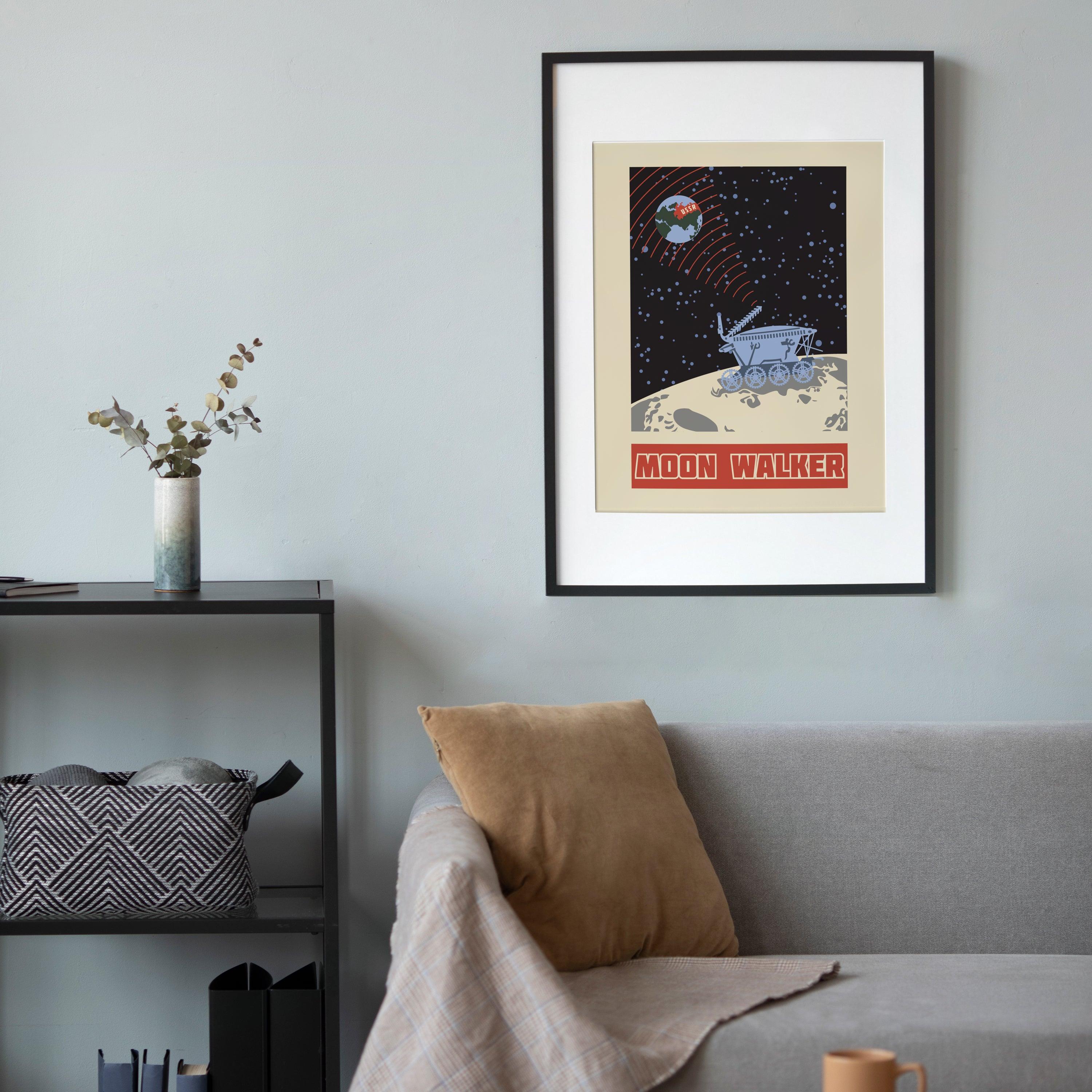 Affiche Moon Walker - Style Vintage d'Art Spatial Soviétique cadre noir