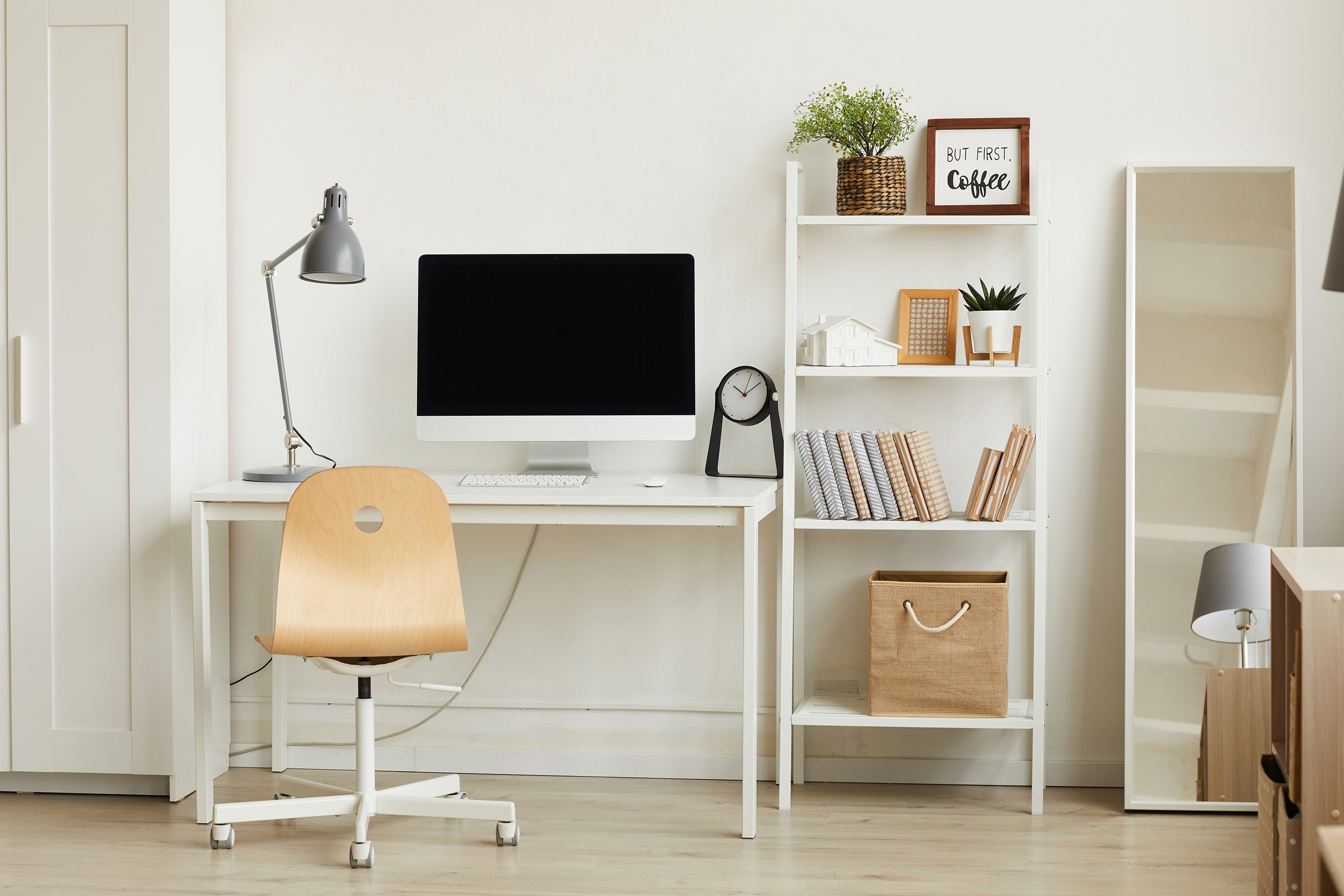bureau blanc bois