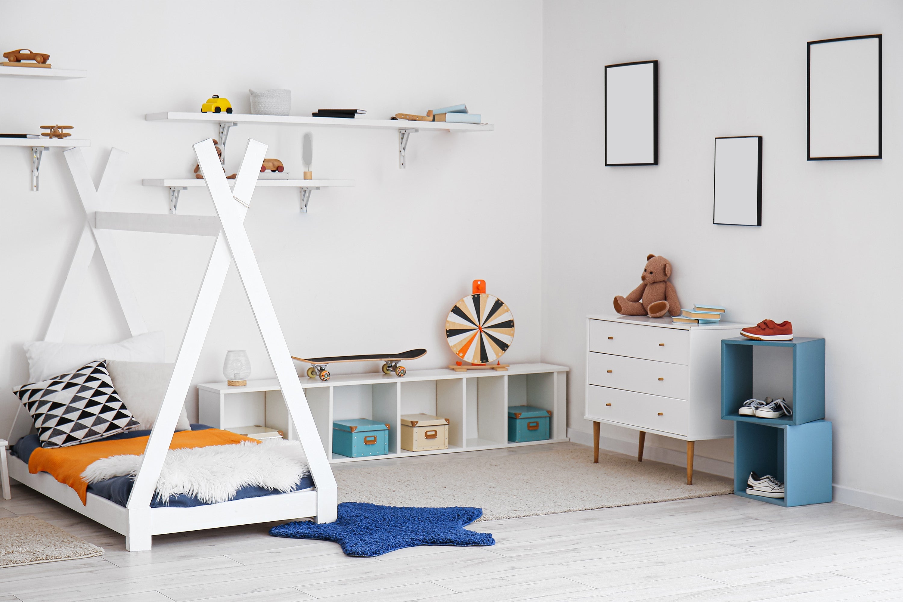 chambre enfant blanc bleu